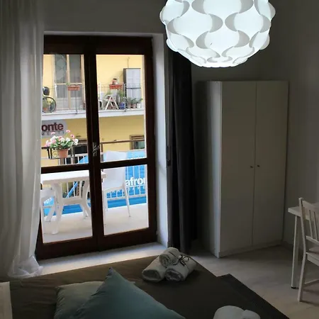 Domus Serena Bed & Breakfast *